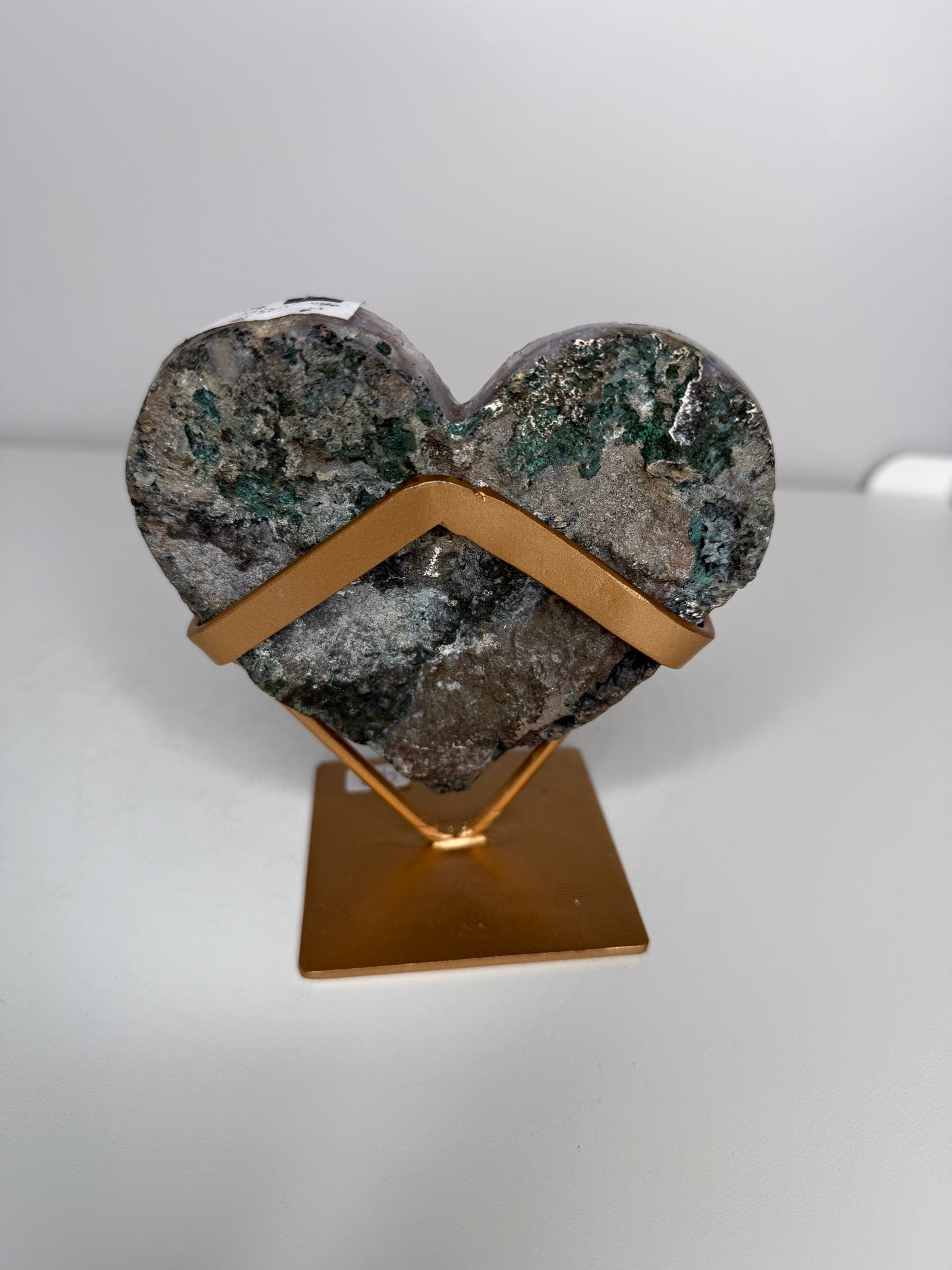 Druzy Amethyst Heart on stand