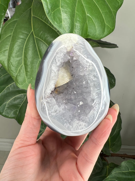 Agate Druzy Egg with Calcite carving