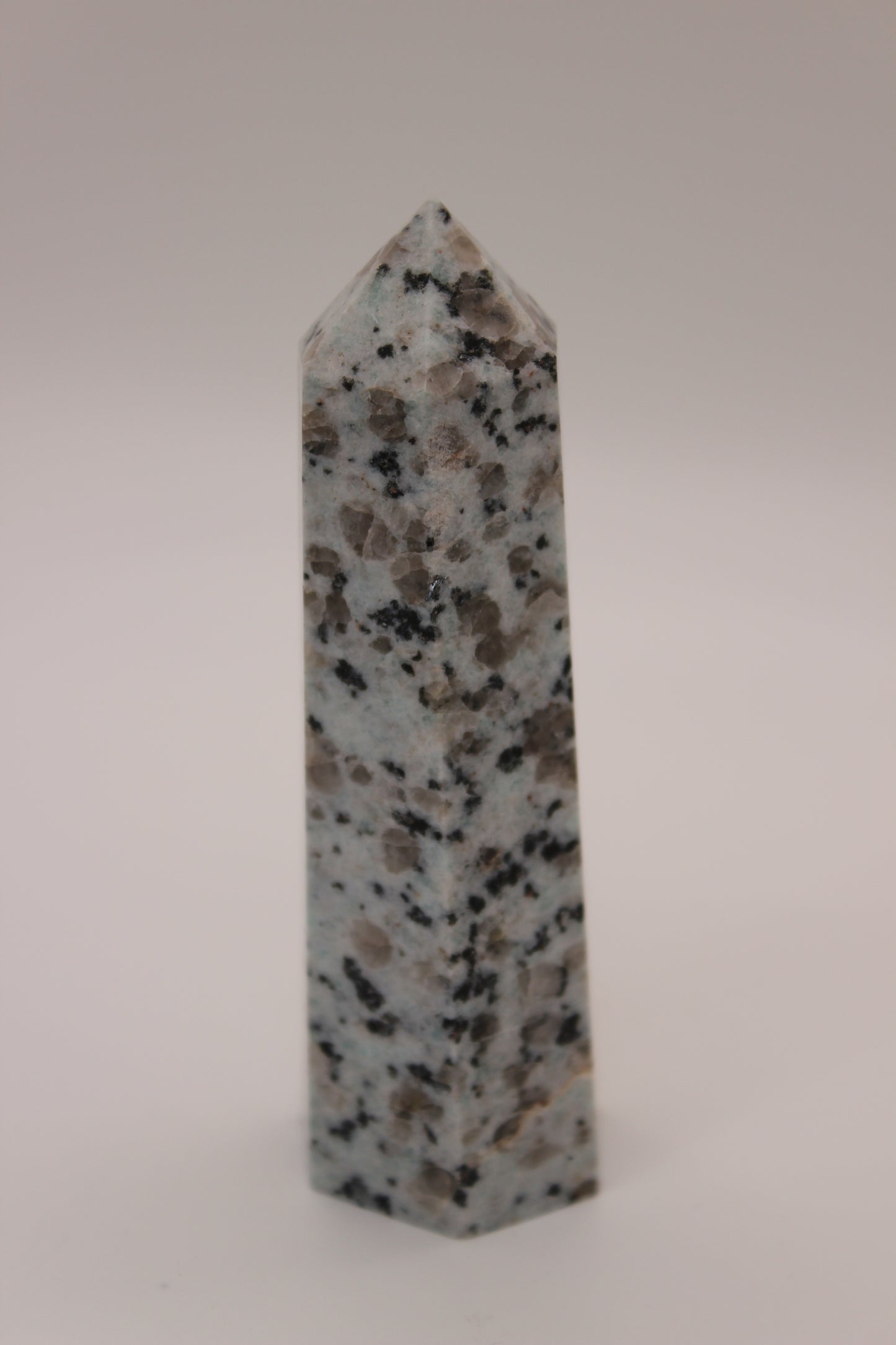 Kiwi Jasper Towers