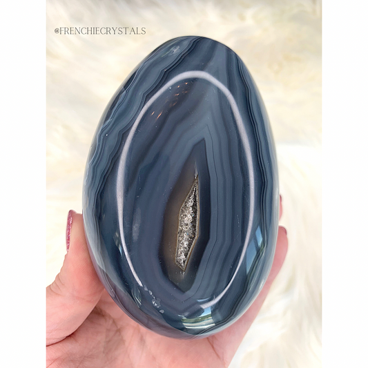 Agate Blue Egg Carving
