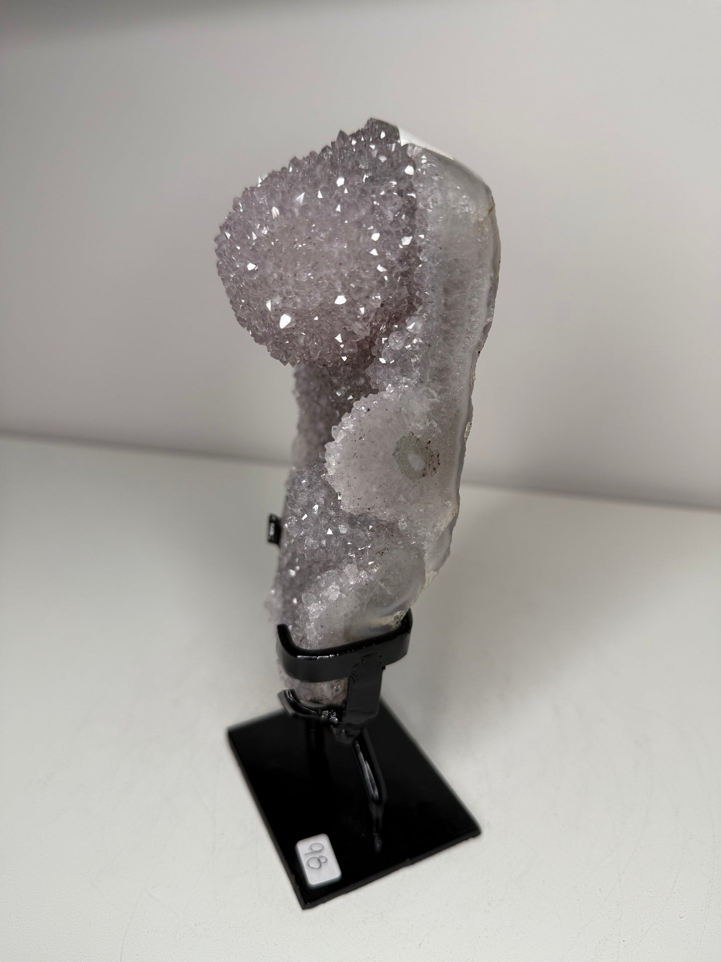 Druzy Anethyst Freeform on stand
