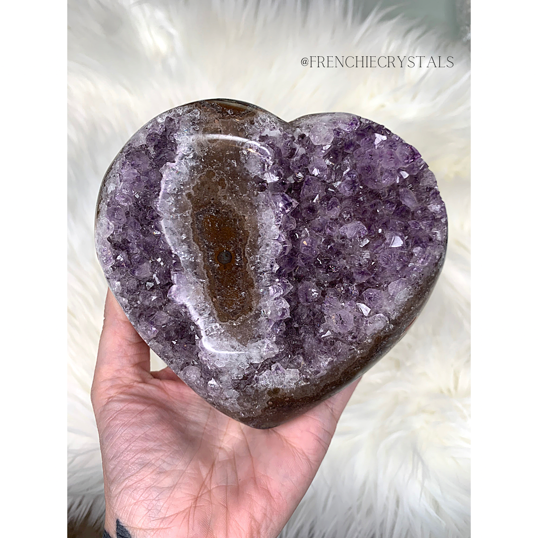 Amethyst Heart with stand