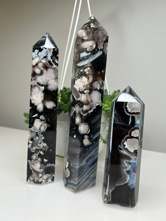 Black Flower Agate Towers