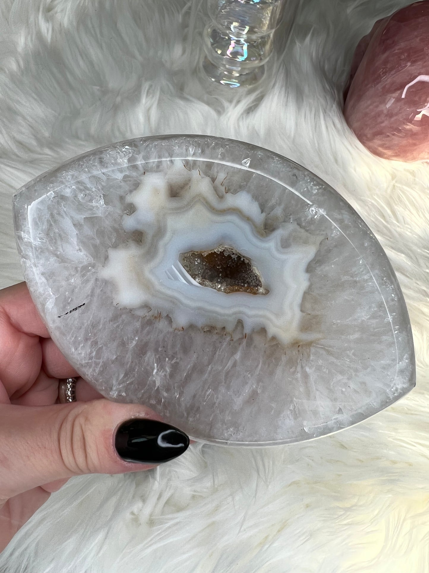 Agate Druzy Eyes on stand (AE09)